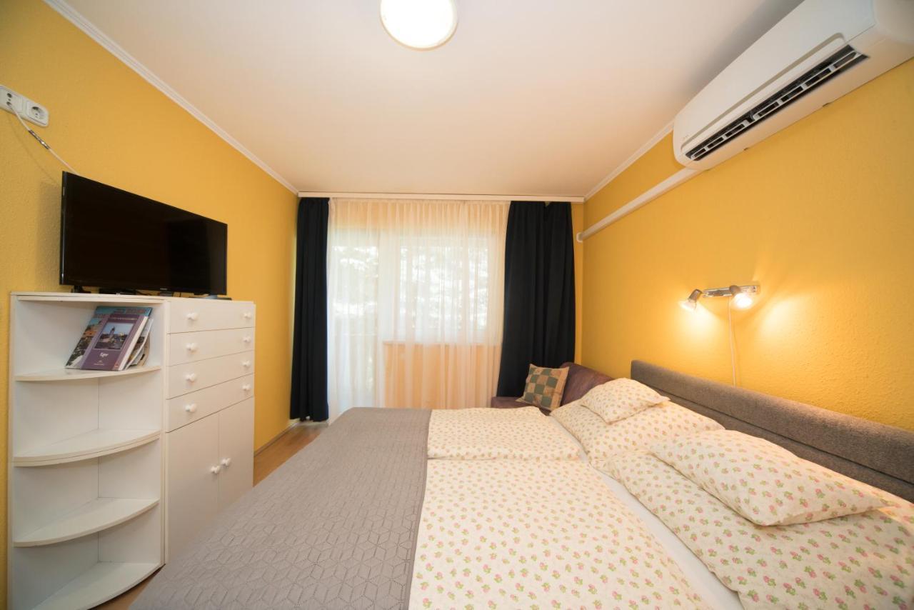 Siesta Vendeghaz Villa Eger Exterior foto